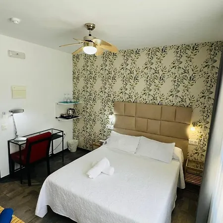 Pensjonat Bajondillo Cozy 3*