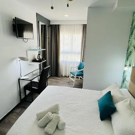 Penzion Bajondillo Cozy (adults Only)