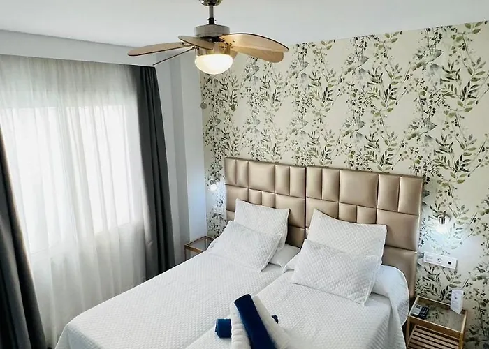 Bajondillo Cozy (adults Only) 3* 토레몰리노스