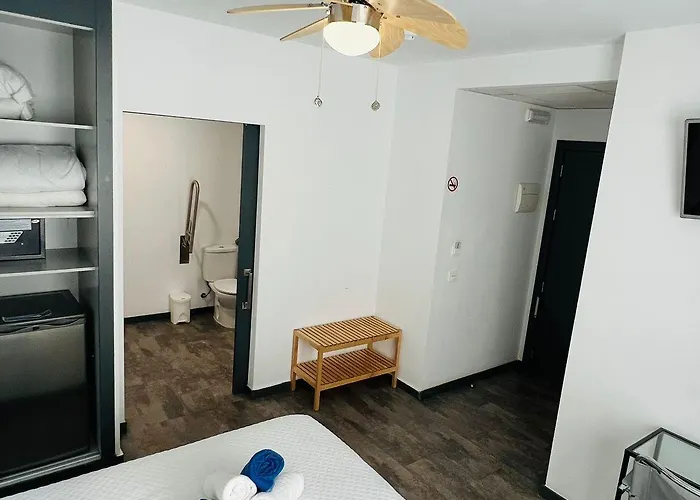 Bajondillo Cozy (adults Only) 게스트하우스 토레몰리노스
