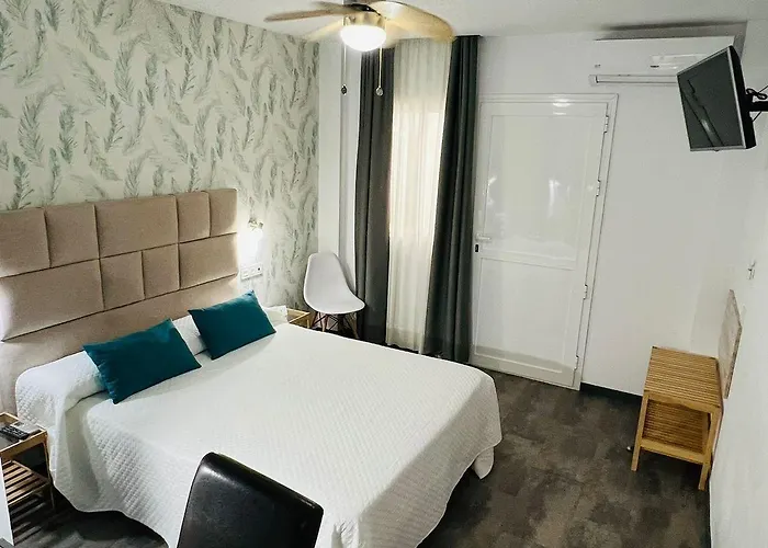 게스트하우스 Bajondillo Cozy (adults Only) 토레몰리노스